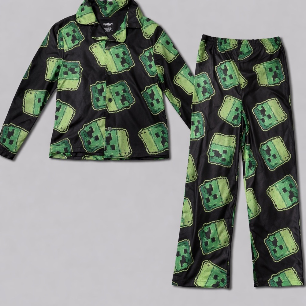 Boys MINECRAFT Green and Black Pajamas